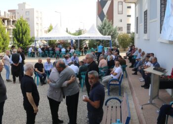 Önder’in taziyesine binlerce kişiden ziyaret