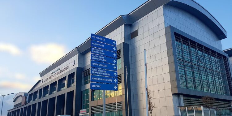 Yaralı çocuk için ambulans verilmedi