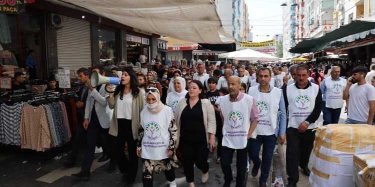 Amed’de Kaytan ve Altun anmasına çağrı