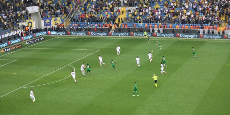 Amedspor ligin son maçından mağlup ayrıldı