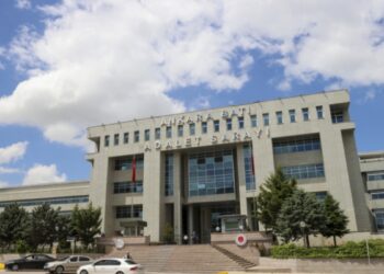 4 çocuğa cinsel saldırı suçundan yargılanan failin duruşması ertelendi