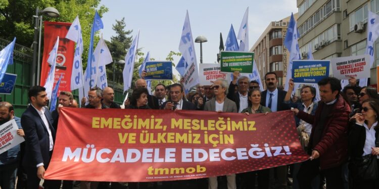 ‘Mesleğimiz diplomalı işsizliğin sembolü haline geldi’