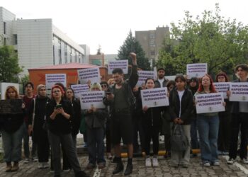 Üniversitelerde hayvan hakları topluluklarının kapatılmasına tepki