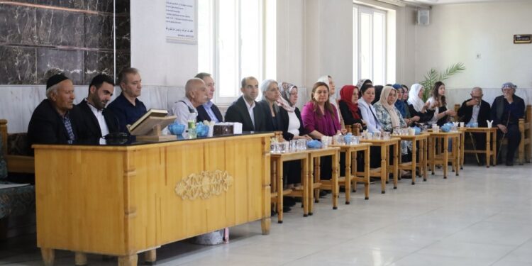 Eş genel başkanlardan Tekik’in ailesine ziyaret