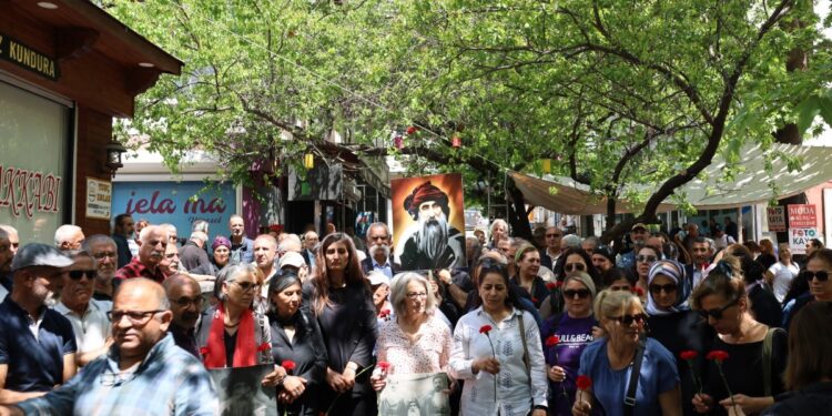 Dêrsim Tertelesi’nde yaşamını yitirenler sessiz yürüyüşle anıldı