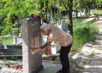 Aysel Doğan mezarı başında anıldı