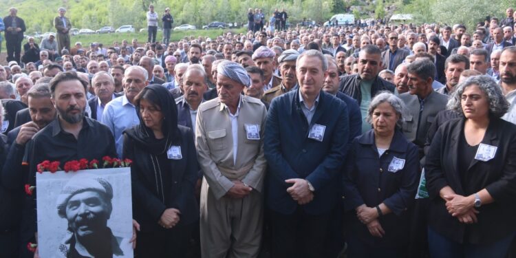 Hamit Geylani Şemzînan’da toprağa verildi: Barışı armağan edeceğiz