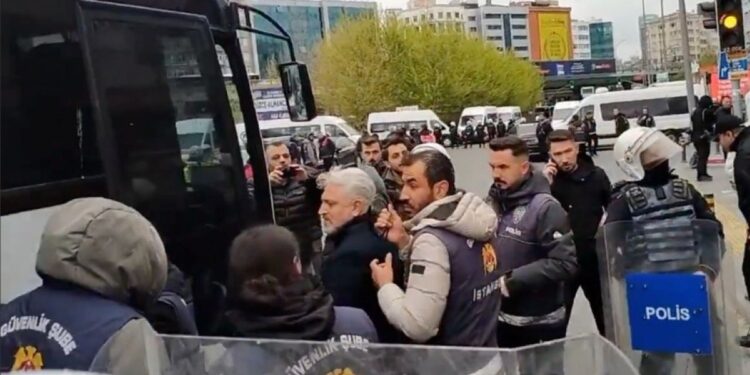 İstanbul’da 200’ü aşkın gözaltı