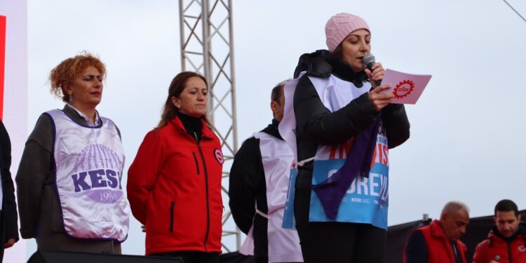 Sendikalardan manifesto: Eşitlik ve özgürlük mümkün, yeter ki birlik olalım
