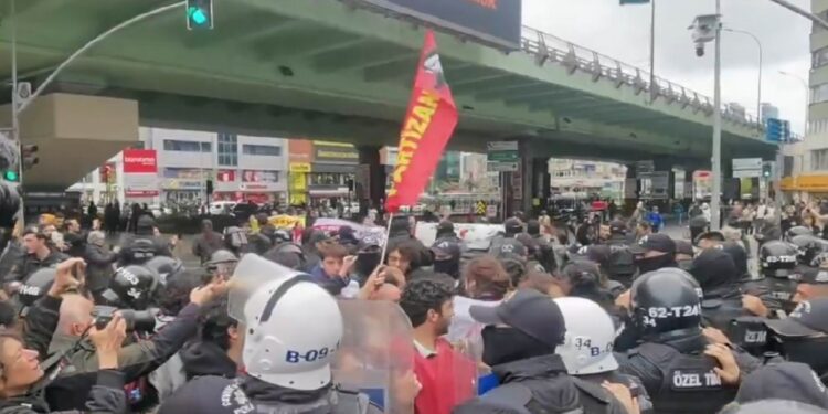 Mecidiyeköy’de 1 Mayıs direnişi