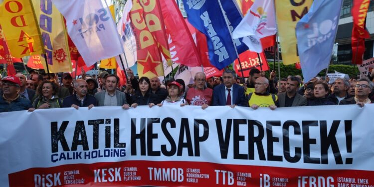 Birçok kentte Erol Eğrek protestosu: Saray bu cinayetin sorumlusudur