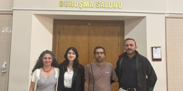 Gazeteciler davasında bir beraat, 3 ceza istemi