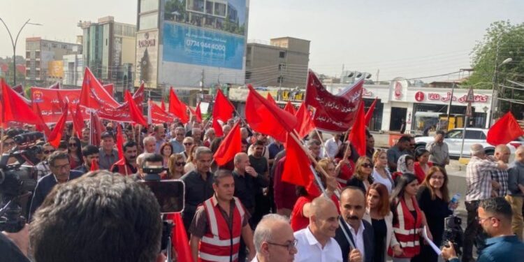 Silêmaniye’de 1 Mayıs yürüyüşü