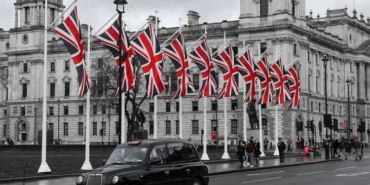 Britanya Dışişleri Bakanlığı’ndan PKK açıklaması: Önemli bir adım