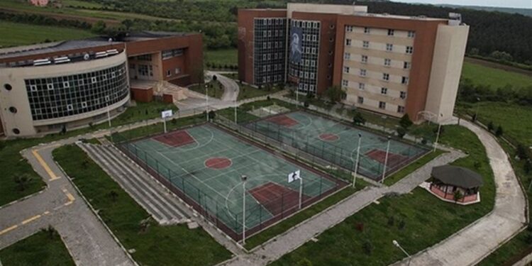 113 öğrencide zehirlenme şüphesi