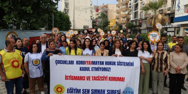 Taciz failine verilen cezanın bozulması protesto edildi