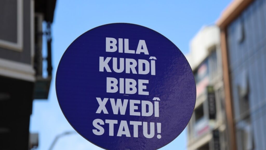 15 Mayıs’ın Kürt Dil Bayramı Günü kabul edilmesi için kanun teklifi