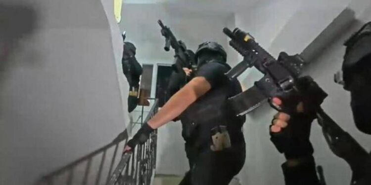 7 İlde IŞİD Operasyonu; 27 Gözaltı Kararı