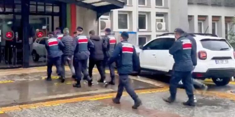 8,3 milyar liralık hesap hareketi tespit edildi; 89 kişi tutuklandı