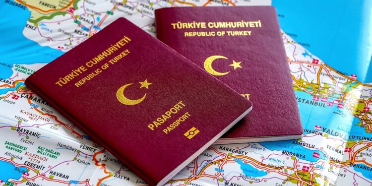 AB İstatistikleri Açıkladı! İşte Türkiye'nin 'Schengen Vizesi' Karnesi