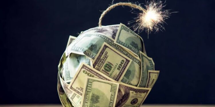 ABD'nin 36 trilyon dolar borcu ne anlama geliyor ve kime ait?