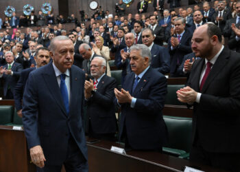 AKP'de itiraflar: Herkes potansiyel düşman