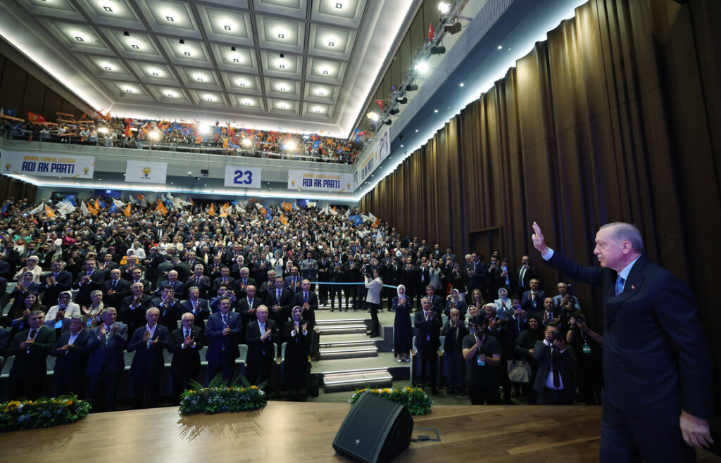 AKP'nin yeni 'First Lady'si ve 'büyük lideri' belli oldu