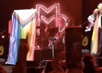 Akit yazarı Mabel Matiz'i ODTÜ şenliğinde LGBTİ+ bayrağı açması nedeniyle hedef aldı