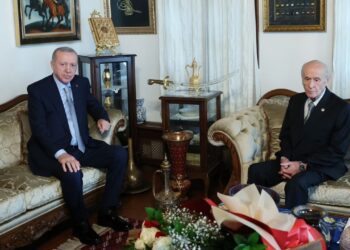 Ankara'da Sürpriz Görüşme: Cumhurbaşkanı Erdoğan, MHP Lideri Bahçeli'yi Ziyaret Etti