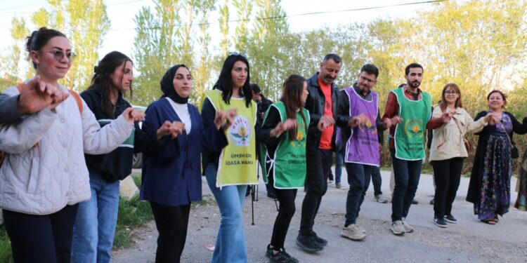 Artemêt’te şölen: Evde sokakta anadilimizi konuşalım