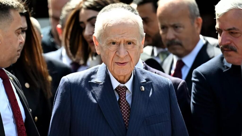 Bahçeli Partilileriyle Bir Araya Geldi