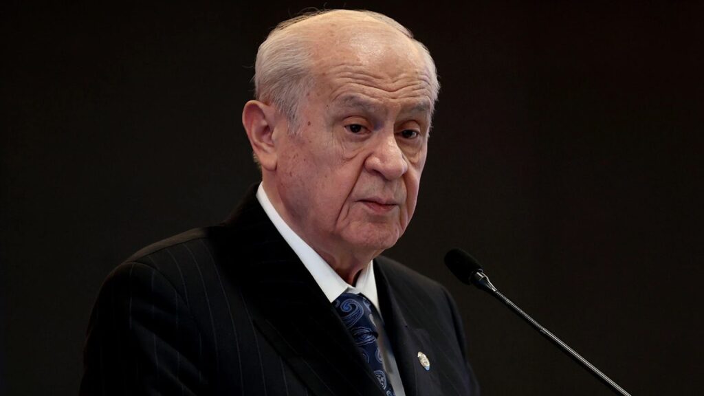 Bahçeli'den 'Anneler Günü' Mesajı... 'Akan Yaşlar Kurumadıkça Elbette Rahat Olamayız'