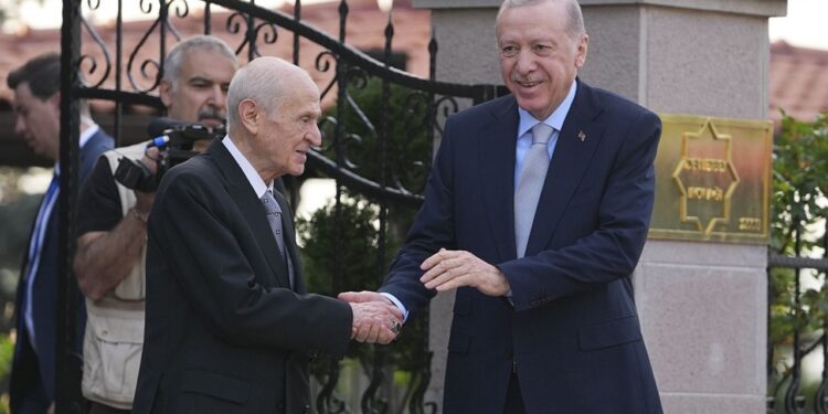 Bahçeli'den 'Tekrar Aday Olma Derdim Yok' Diyen Cumhurbaşkanı Erdoğan'a: Yolundan Caymaya Hakkın Yok