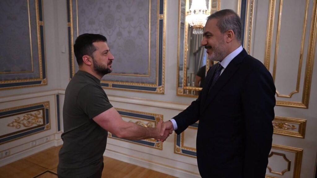 Bakan Hakan Fidan Ukrayna'da Zelenskiy ile Görüşecek