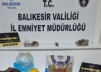 Balıkesir'de Uyuşturucu Baskını: 803 Gram Toz Esrar Ele Geçirildi