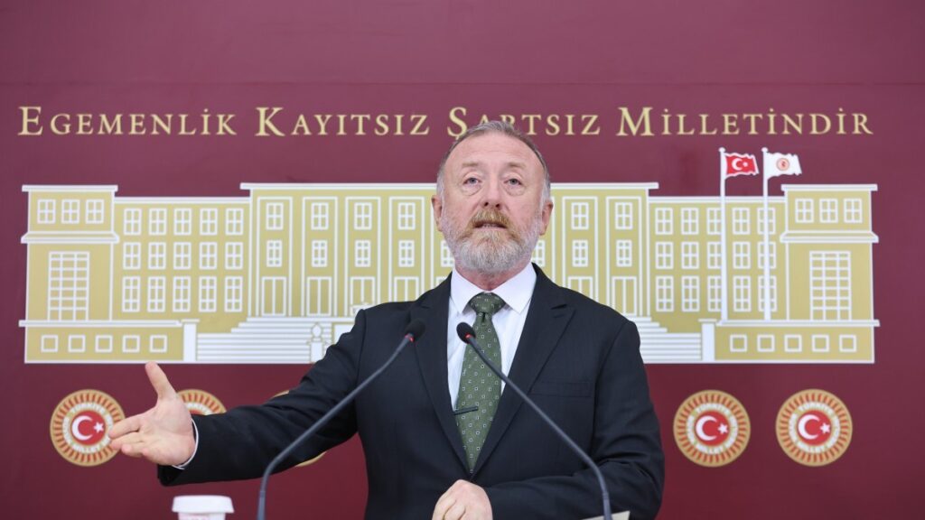 Barış için atılması gereken adımları sıraladı