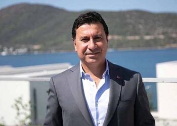 Belediyeleri zayıflatarak bir yere varamazsınız