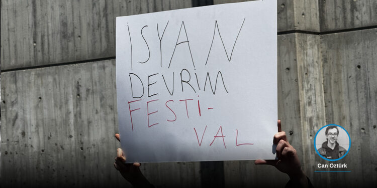 Bilgi Üniversitesi öğrencileri, bahar festivali iptalini protesto etti; Rektör Yazgan, “Güvenlik nedeniyle sorumluluk alamam, kararım kesin” dedi