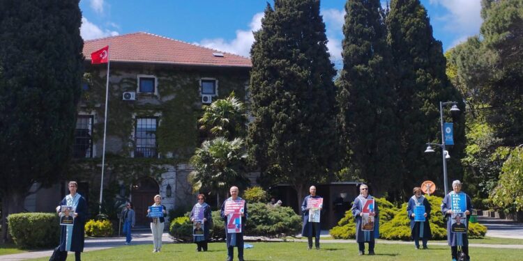 Boğaziçi Üniversitesi akademisyenlerinin nöbeti 5. yılında