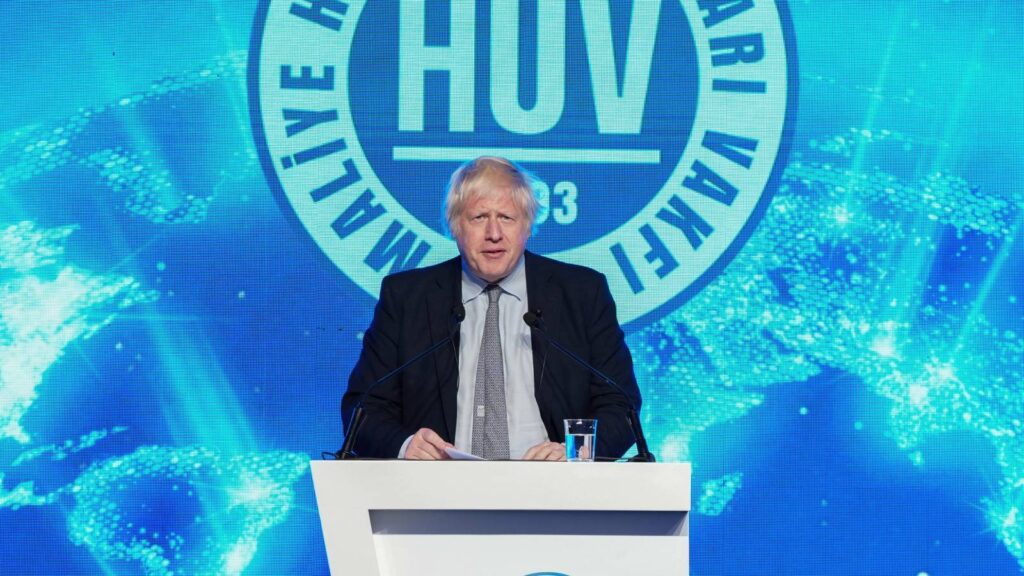 Boris Johnson’dan Türkiye’ye övgü: Değişimde İngiltere’yi geride bıraktı