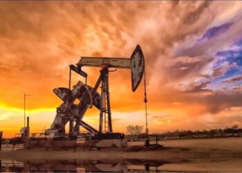 Brent petrolün varili 64,46 dolardan işlem görüyor