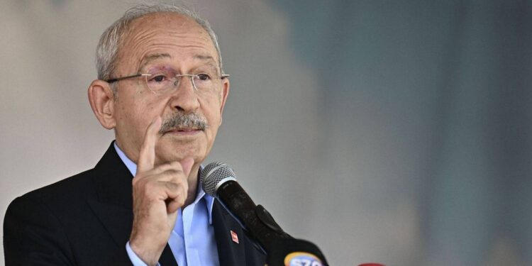 Bu ifade, parti içindeki çürümeye karşı bir gözdağı ve kararlılık beyanıdır