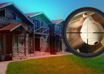 Bungalovda 'Gizli Kamera Skandalında' Yeni Delil! Telefondan Çıktı, Ampuldeki El Kimin?