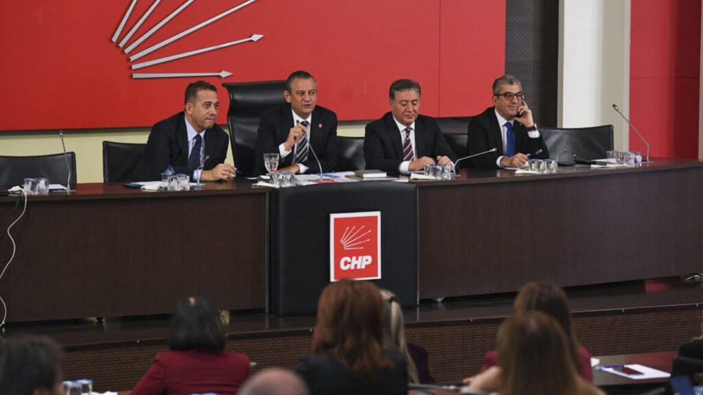 CHP'de 'TBMM Başkanvekilliği' Mesaisi: Seçim İkinci Tura Kaldı