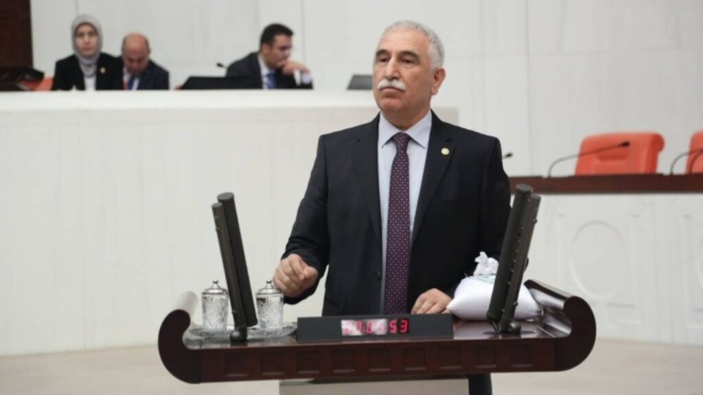 CHP'li Durmaz'dan Bakan Yumaklı'ya 7 Soru