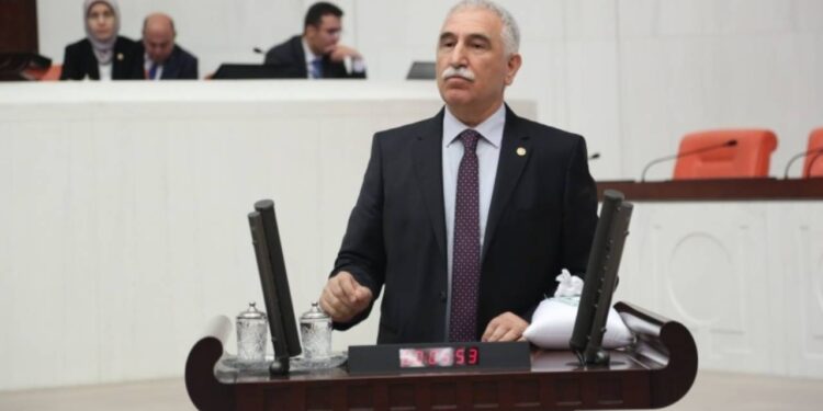 CHP'li Durmaz'dan Bakan Yumaklı'ya 7 Soru