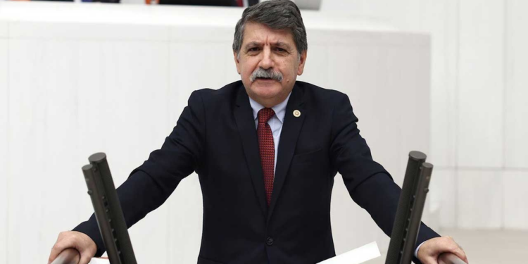 CHP'li Kanko'dan 'Müze Geliri' Çıkışı: 'Bu Bir Kültür ve Tarih Soygunudur'