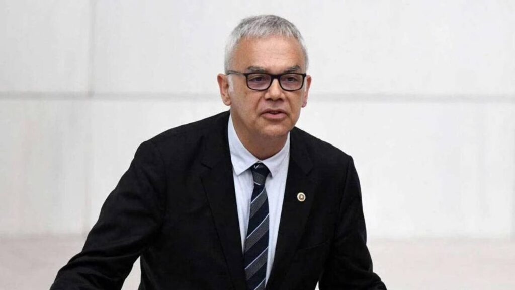 CHP'li Pala, 'Tütün Salgını Kontrolden Çıktı' Diyerek Uyardı