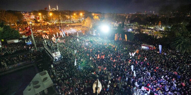 CHP'nin İstanbul'daki Yeni Miting Adresi Belli Oldu