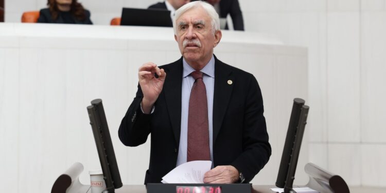 Çandar: Meclis barış ve çözüm sürecine el atmalıdır